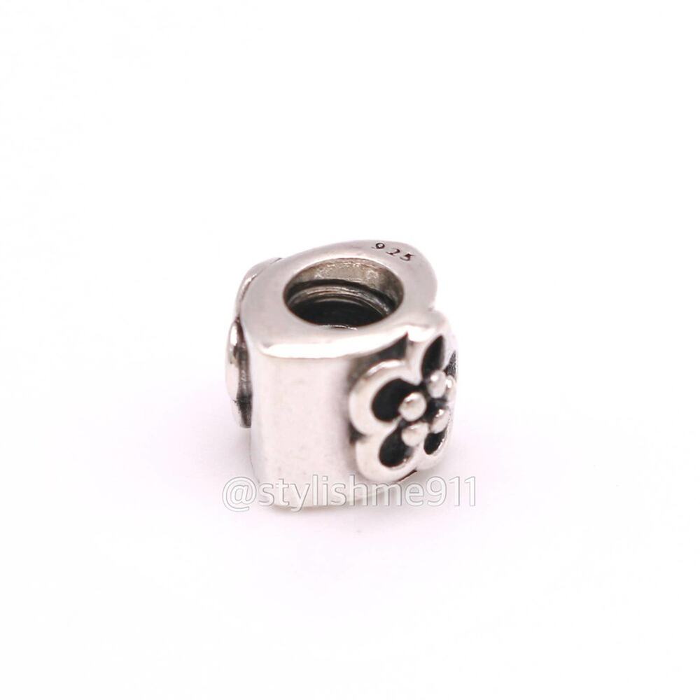 Authentic PANDORA Retired DAISY FLOWER Charm - Picture 9 of 9